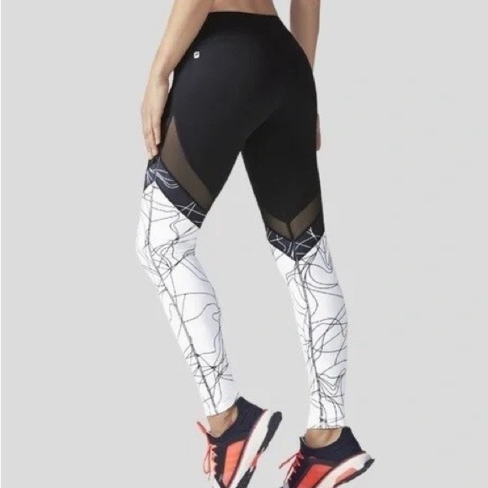 Fabletics Bundle Workout Set Power Hold Leggings + Elizabeth Sports Bra - Picture 3 of 7
